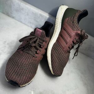 Adidas Ultraboost 4.0 Women's Size 11 Running Shoes - Pink & Olive Green